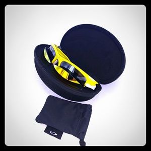 Oakley Fast Jacket in Yellow/White with 2 lenses